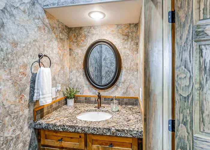 Vakantiehuis Spacious Home: Patio, Grill & Mountain Views Afton