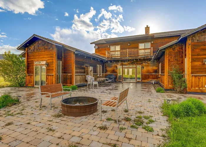 Spacious Home: Patio, Grill & Mountain Views * Afton